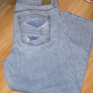 American Eagle Outfitters Light Blue Distressed Cropped Ankle Jeans